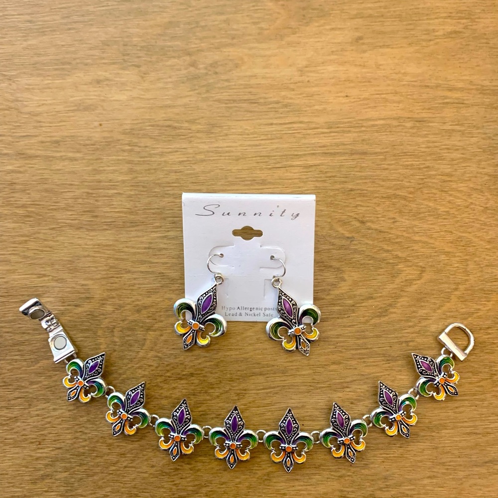 Fleur de lis jewelry set